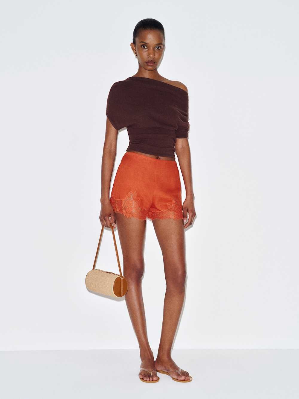 Reformation Fern Linen Short In chili mango, brand new without tags, never worn.